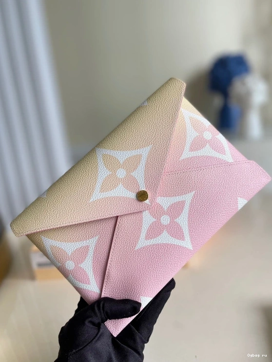POCHETTE KIRIGAMI LOUIS VUITTON 0718